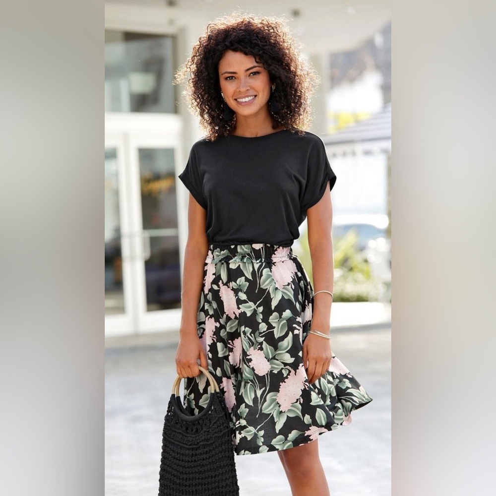 🌻🍁🌻Beautiful 2 in 1 flowers 🌸 dress 👗 Lascana